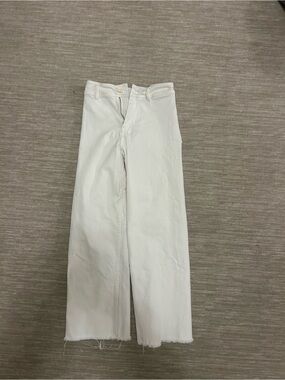 vestique White High-Rise Jeans